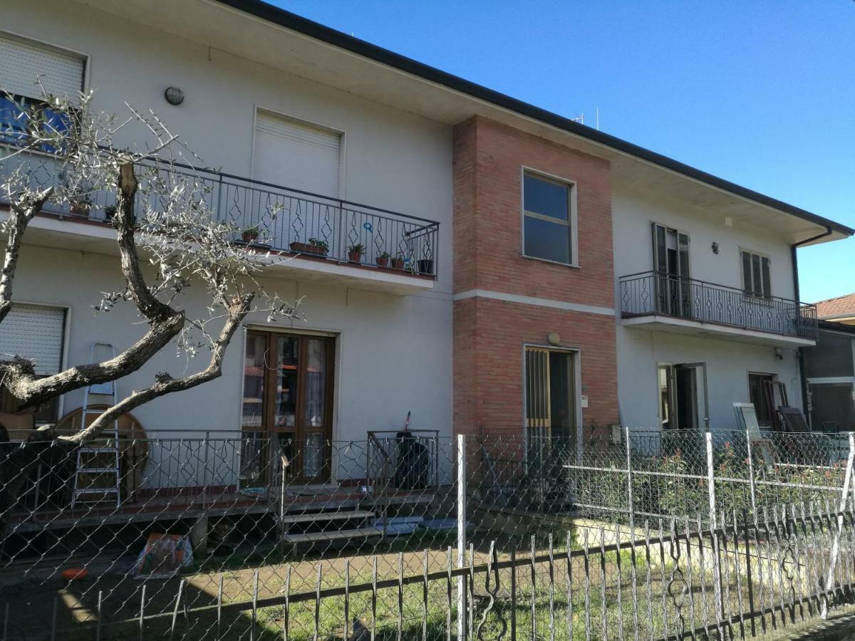Casa Santa Gemma Apartment Camaiore Luaran gambar